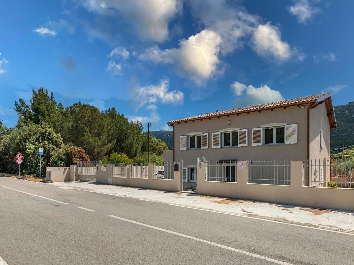 Villa Chiara Solanas Solanas  Exterior foto